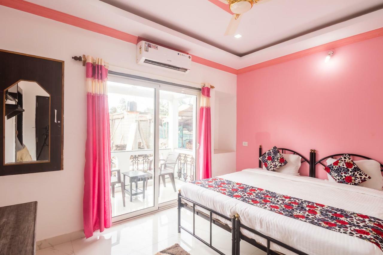 Queen Of Queen'S Hotell Calangute Eksteriør bilde