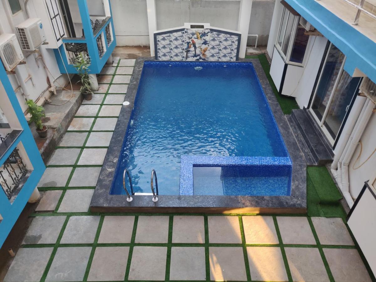 Queen Of Queen'S Hotell Calangute Eksteriør bilde